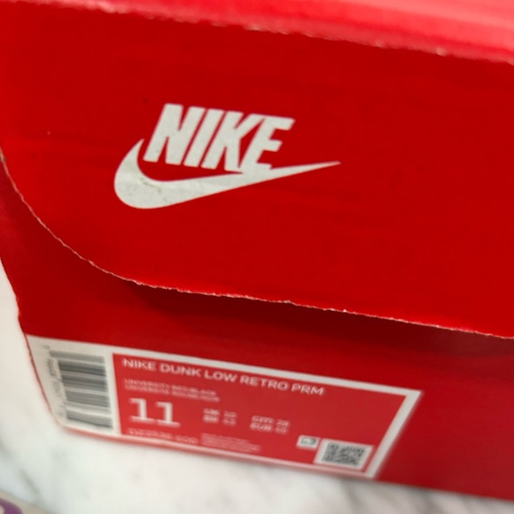 Nike dunk low retro Chicago - Picture 3 of 3